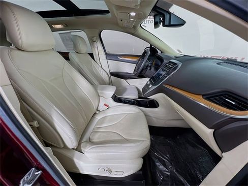 Used 2016 Lincoln MKC Reserve w/ Lincoln MKC Climate Package image 41