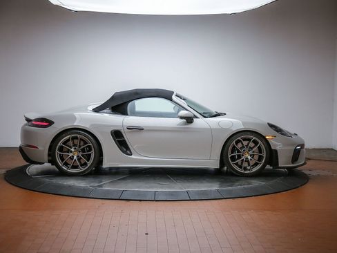 Certified 2021 Porsche 718 Boxster Spyder RWD image 8