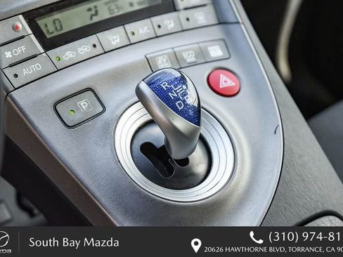 Used 2012 Toyota Prius Three w/ Preferred Accessory Pkg FWD image 19