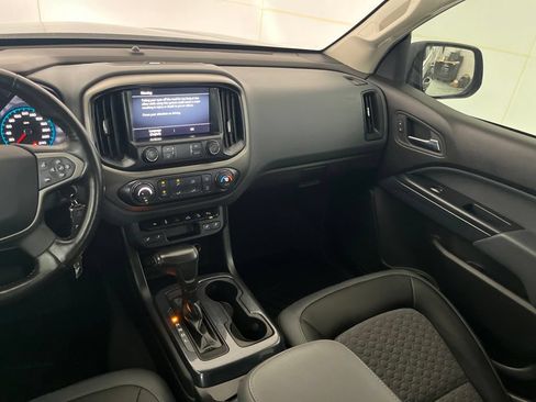 Used 2019 Chevrolet Colorado Z71 AWD/4WD image 33