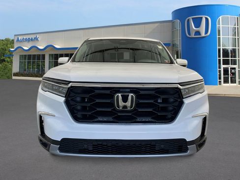 New 2025 Honda Pilot EX-L image 10