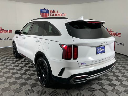 Used 2022 Kia Sorento SX image 5