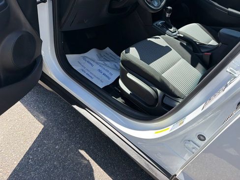 Used 2019 Hyundai Kona SEL FWD image 4