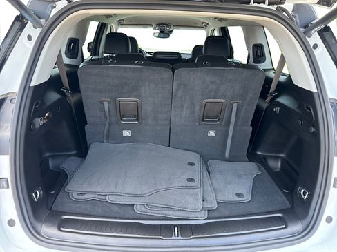 Used 2023 Jeep Grand Cherokee L Limited image 11