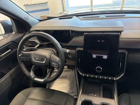 Used 2025 GMC Acadia AT4 w/ Luxury Package AWD/4WD image 26