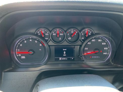 Used 2019 Chevrolet Silverado 1500 Custom w/ Custom Convenience Package image 16