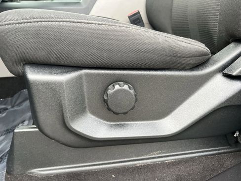 Used 2018 Ford F150 XL w/ Equipment Group 101A Mid image 14