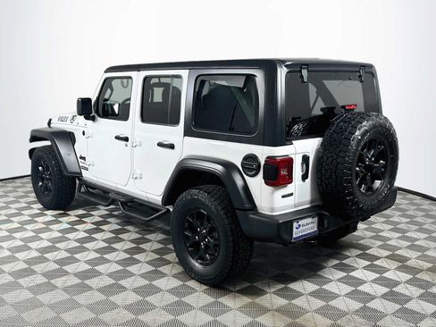 Used 2021 Jeep Wrangler Unlimited Sport AWD/4WD image 5