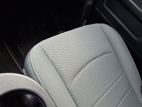 Used 2019 RAM 1500 Express w/ Express Value Package image 26