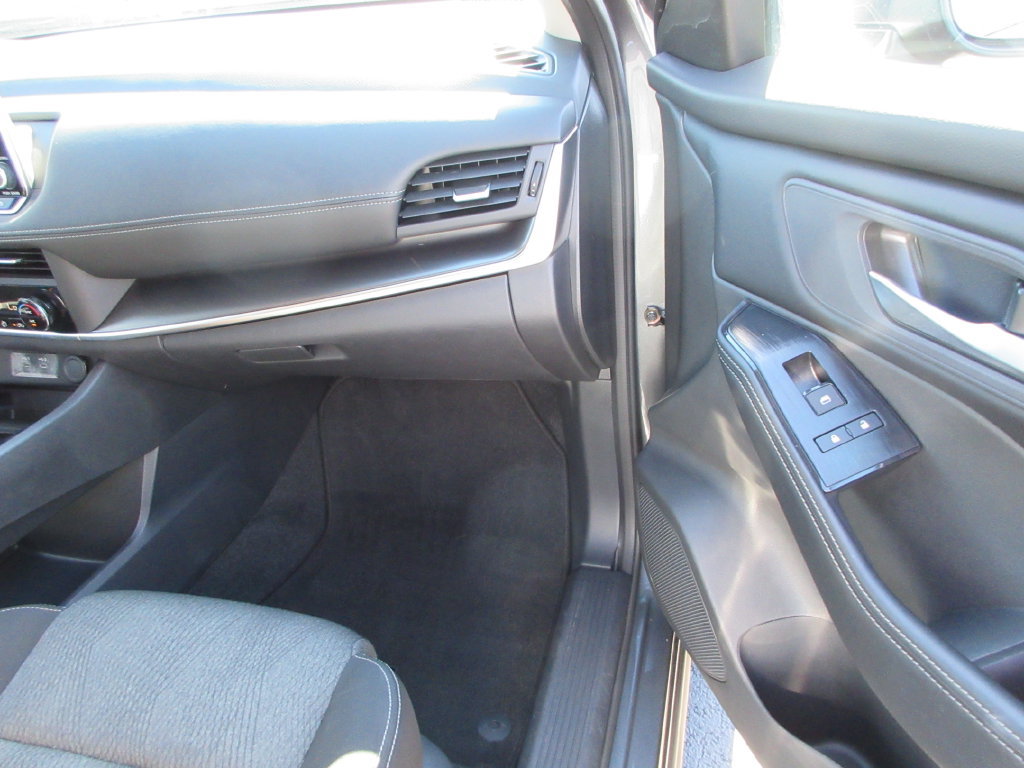 Used 2026 Nissan Rogue SV AWD/4WD image 19