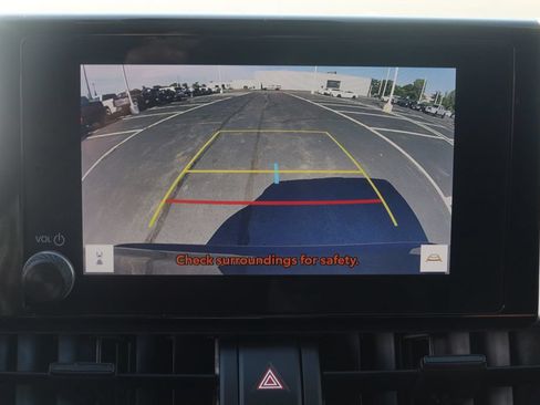 Used 2023 Toyota RAV4 LE AWD/4WD image 13