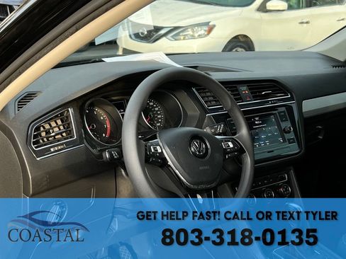 Used 2021 Volkswagen Tiguan S image 8