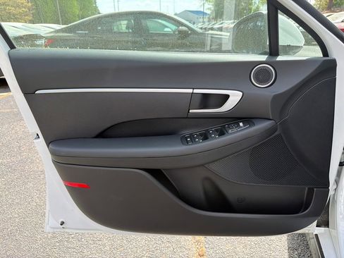 New 2026 Hyundai Sonata SE FWD image 10