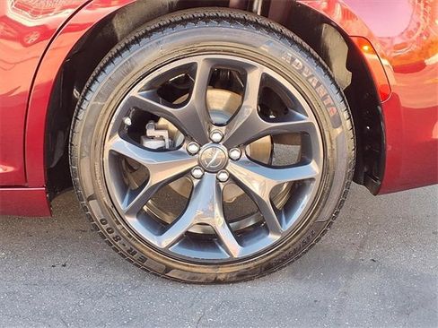 Used 2023 Chrysler 300 S image 7