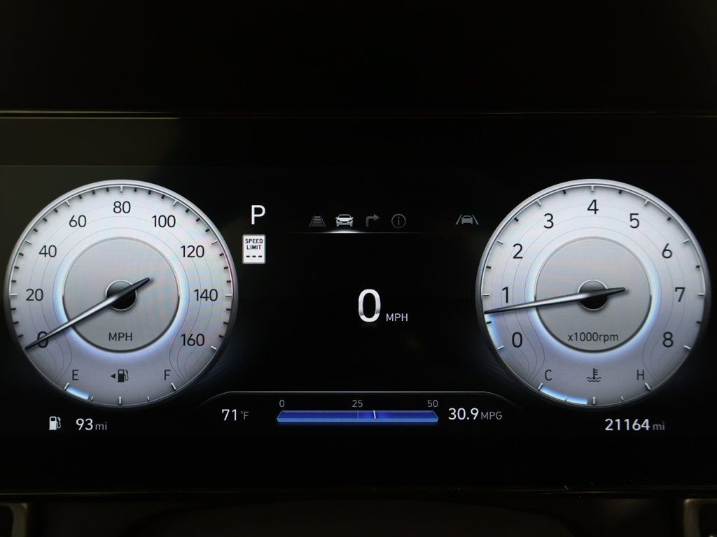 Certified 2024 Hyundai Elantra SEL w/ Convenience Package FWD image 36