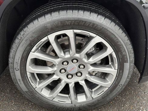Certified 2023 GMC Acadia Denali w/ Denali Technology Package AWD/4WD image 10