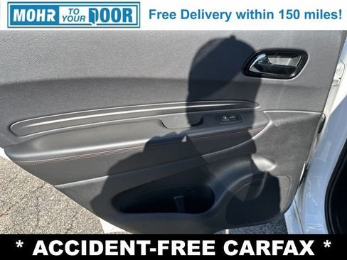 Used 2023 Dodge Durango GT image 35