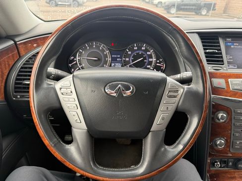 Used 2016 INFINITI QX80 2WD w/ Deluxe Technology Package image 17