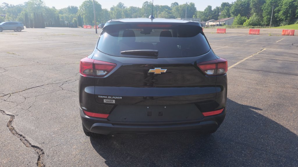 New 2026 Chevrolet TrailBlazer LS FWD image 10