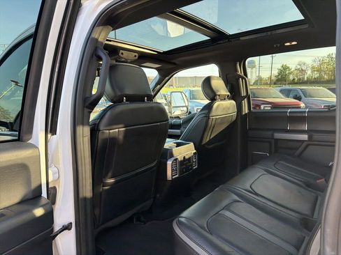 Used 2019 Ford F250 Platinum w/ Platinum Ultimate Package image 15