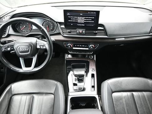 Used 2021 Audi Q5 2.0T Premium w/ Convenience Package AWD/4WD image 14