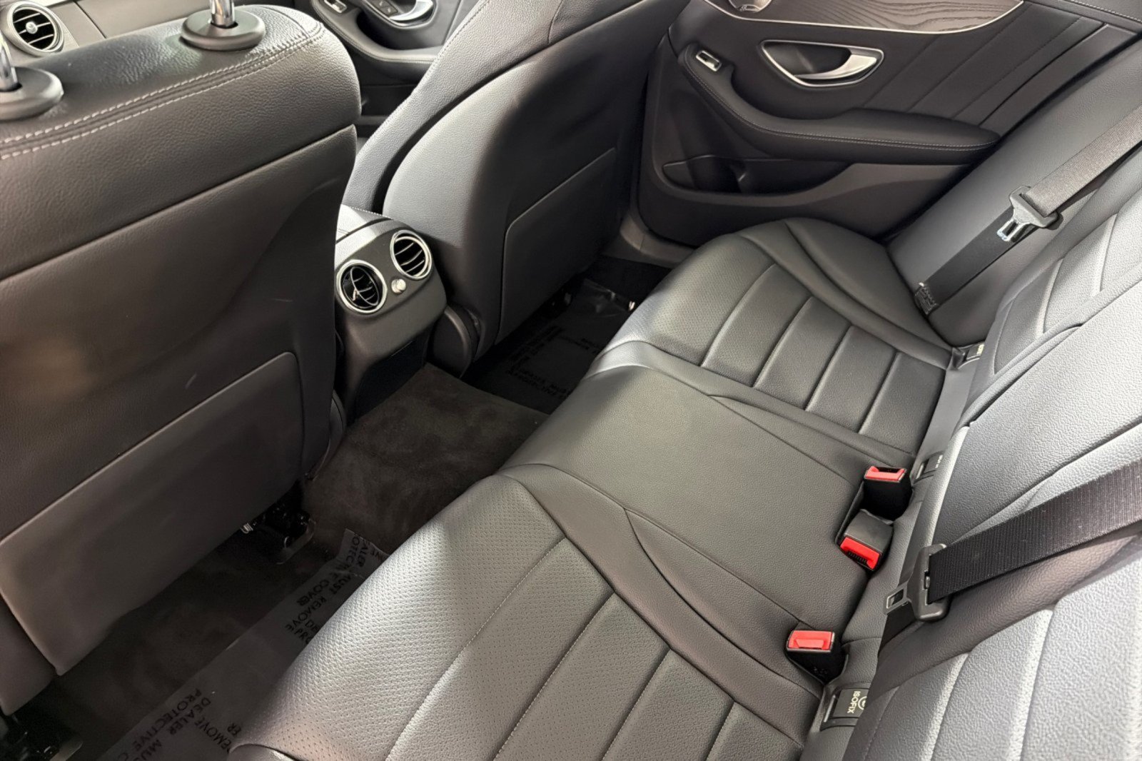 Used 2016 Mercedes-Benz C 300 Sedan image 11