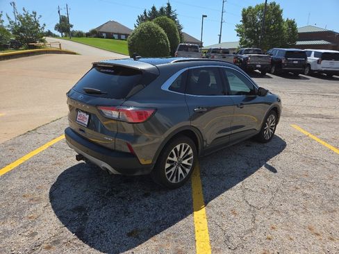 Used 2020 Ford Escape Titanium AWD/4WD image 5