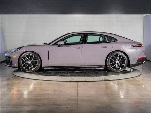 Certified 2024 Porsche Panamera 4 AWD/4WD image 2