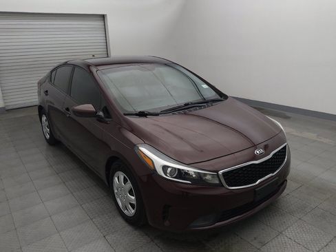 Used 2017 Kia Forte LX FWD image 13