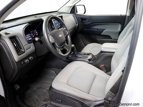 Used 2019 Chevrolet Colorado W/T w/ Custom Special Edition image 12