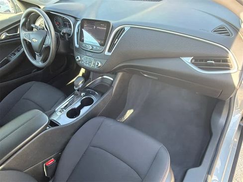 Used 2023 Chevrolet Malibu LT image 14