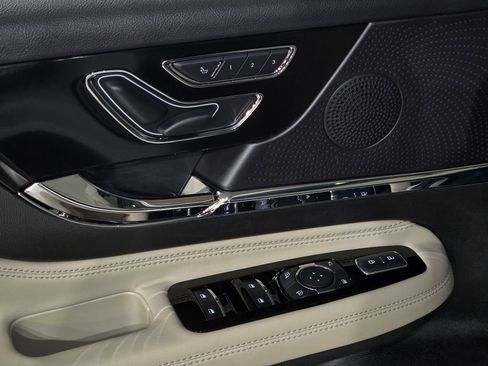 New 2026 Lincoln Corsair Reserve image 15