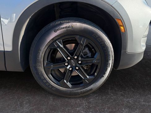 Used 2023 Chevrolet Blazer LT w/ Convenience Package FWD image 29