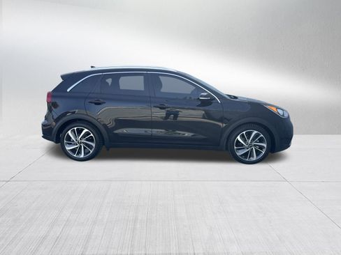 Used 2018 Kia Niro Touring image 5