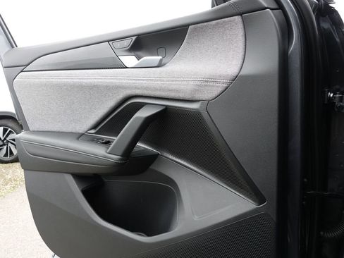 New 2026 Volkswagen Tiguan S image 13