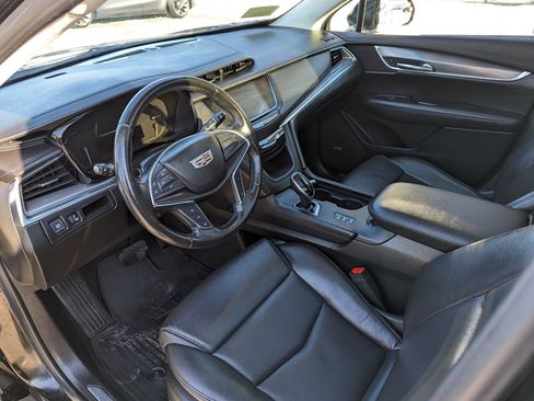 Used 2019 Cadillac XT5 Luxury image 12