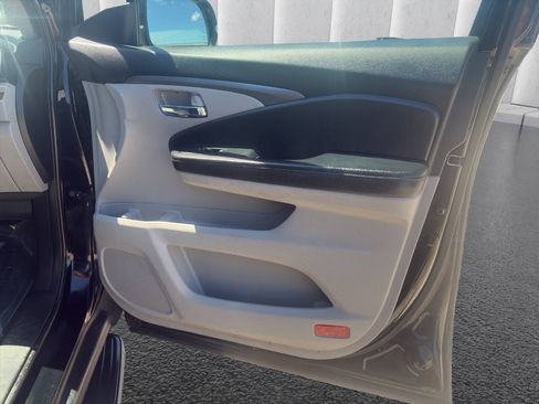 Used 2016 Honda Pilot EX-L image 12