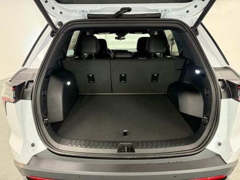 New 2026 Chevrolet Equinox RS image 8