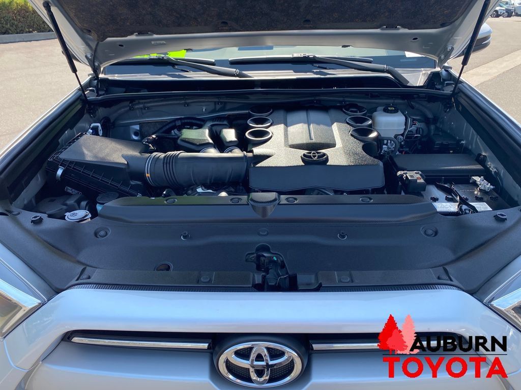 Used 2023 Toyota 4Runner TRD Off-Road Premium w/ Moonroof Package AWD/4WD image 29