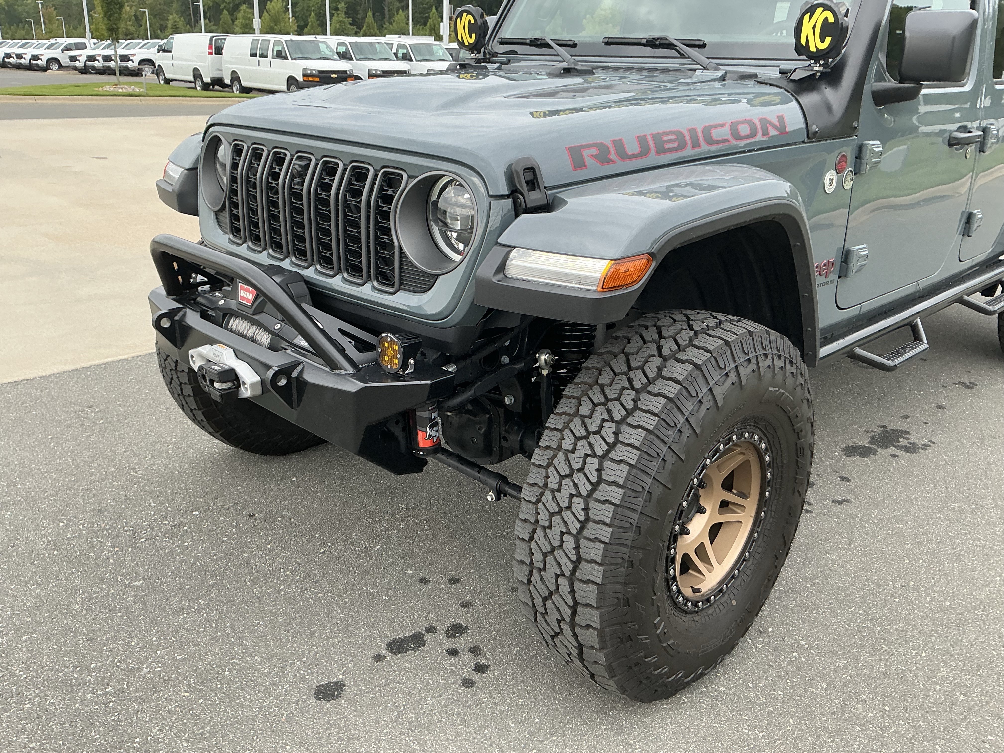 Used 2025 Jeep Gladiator Rubicon AWD/4WD image 10