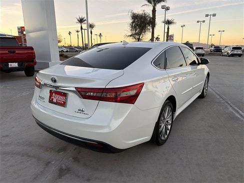 Used 2016 Toyota Avalon Limited image 5