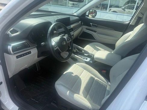 Used 2021 Kia Telluride SX w/ SX Prestige Package AWD/4WD image 10