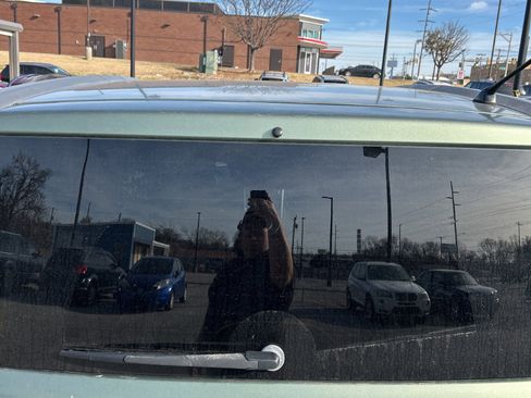 Used 2004 Honda Element EX image 32