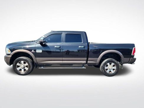 Used 2017 RAM 2500 Longhorn AWD/4WD image 2