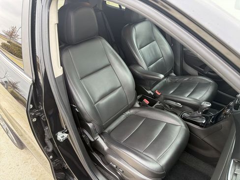 Used 2018 Buick Encore Essence image 20