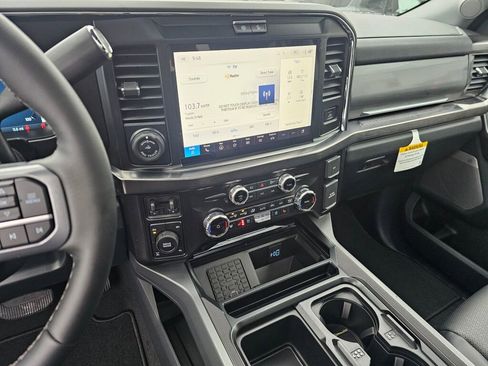 New 2026 Ford F250 Lariat w/ Black Appearance Package AWD/4WD image 15