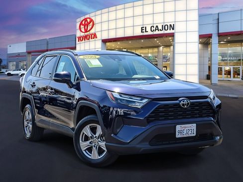 Used 2025 Toyota RAV4 XLE FWD image 1