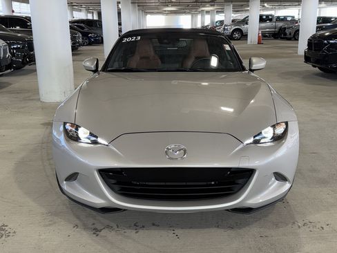 Used 2023 MAZDA MX-5 Miata Grand Touring image 3