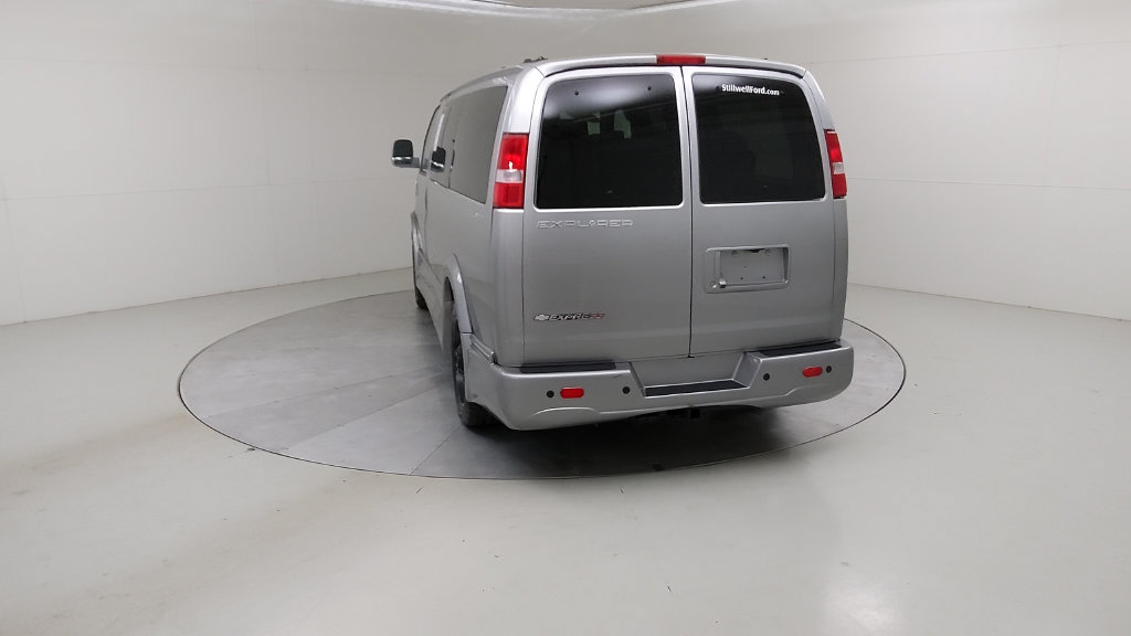 Used 2020 Chevrolet Express 2500 w/ Enhanced Convenience Package RWD image 14