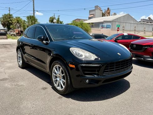 Used 2017 Porsche Macan S AWD/4WD image 7